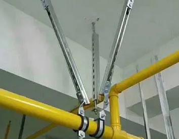 闸阀支撑架的质量要求。价格决定了民和抗震支撑框架的质量。